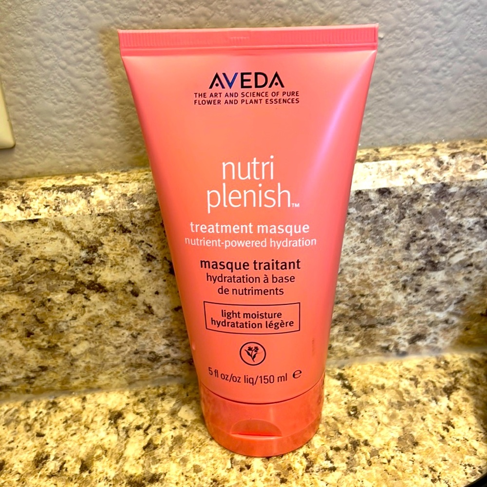 ***HOST PICK***Brand New Nutri plenish treatment masque